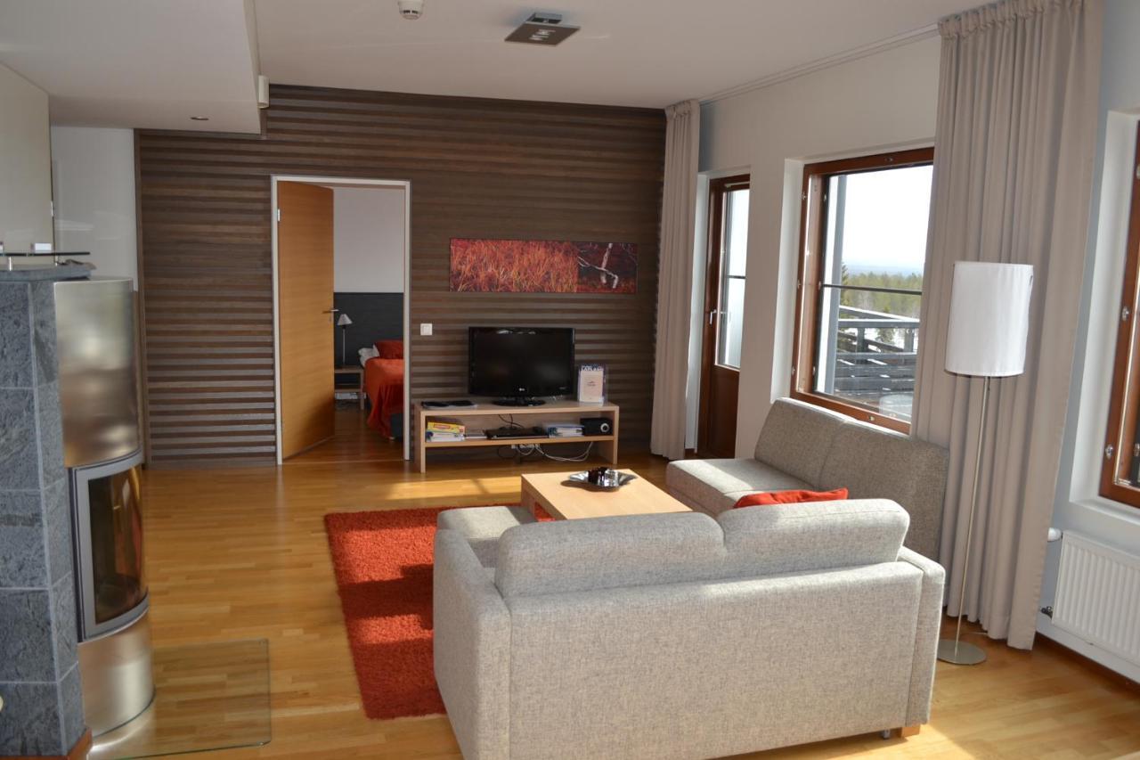 Yllaes Chalets A9206 Talvikaudelle 25-26 Hinta Sisaeltaeae 2Kpl Hissilippuja! Yllasjarvi Luaran gambar